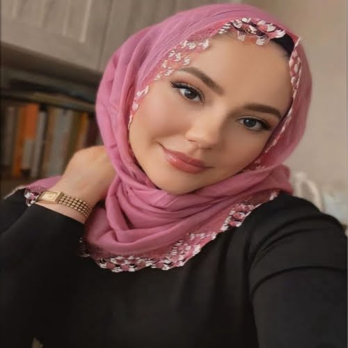 Hedeyli Sempatik Kadın Escort Bayan Ece