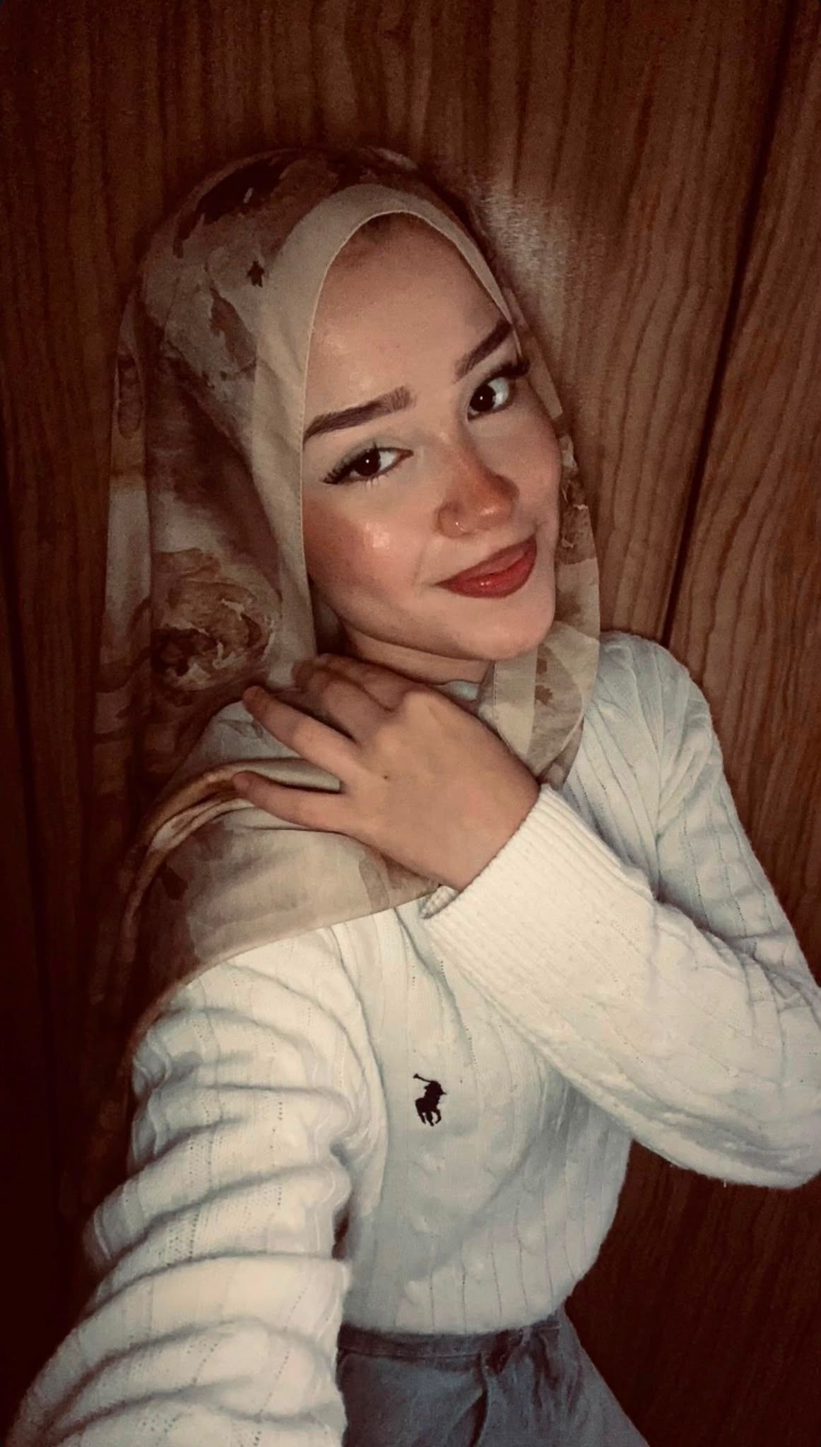 İbrice Üniversiteli Bayan Escort Mina