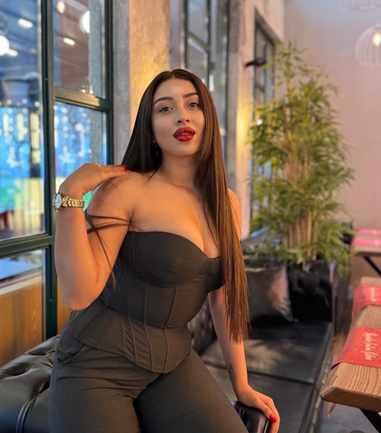 Saray Masöz Bayan Escort Halime